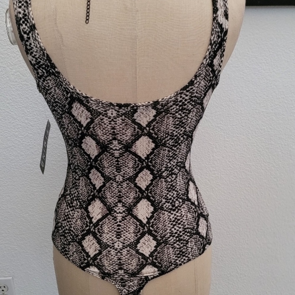 Sexy snakeskin body suit by Timing - Picture 4 of 4
